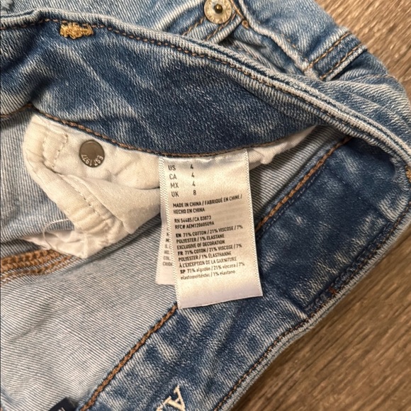 American Eagle Outfitters Blue Distressed Jean Shorts - Picture 4 of 4